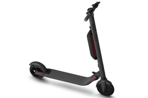 Electric scooter for the double battery image