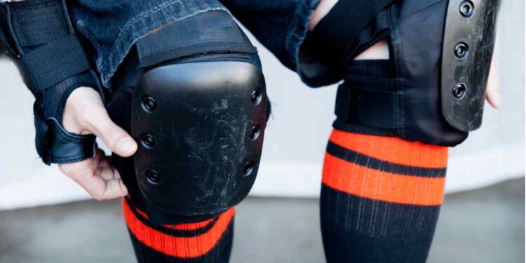 Knee pads image